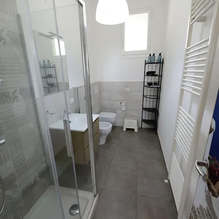 Terrazzasolemare Mimosa * ヴァラッツェ